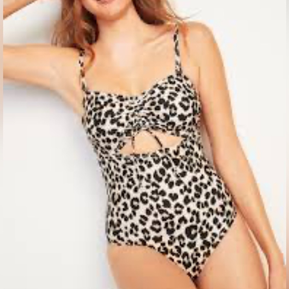 Old Navy Leopard Print One Piece Swimsuit